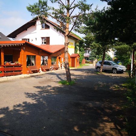 Goscinna Hacjenda Radwanice ภายนอก รูปภาพ