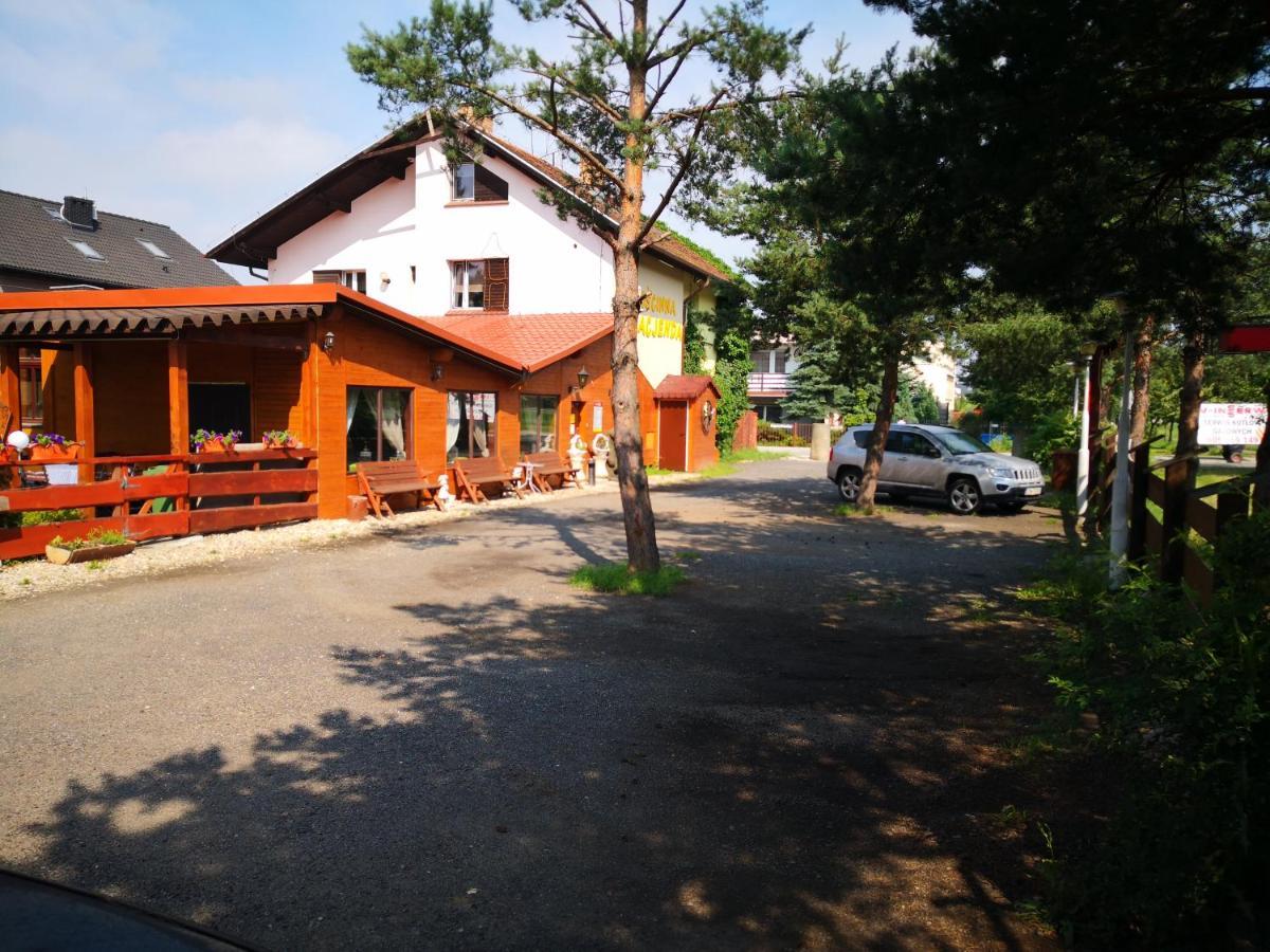 Goscinna Hacjenda Radwanice ภายนอก รูปภาพ